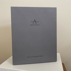 Aquatalia Weatherproof Gray Packaging